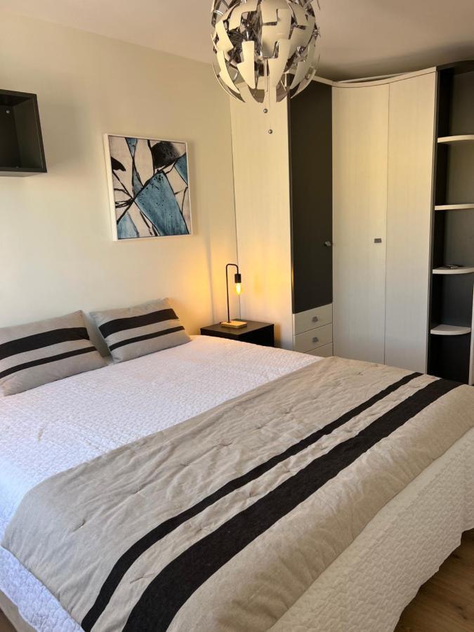 Luxury 190M2 Amplio Apartamento Moderno Con Terraza En La Azotea De 50M2 Junto A La Playa, En El Centro De Torre Del Mar, Malaga, Modern Large Apartment With 50M2 Roof Terrace By The Beach, Right In The Center Of Torre Del Mar, Malaga Εξωτερικό φωτογραφία