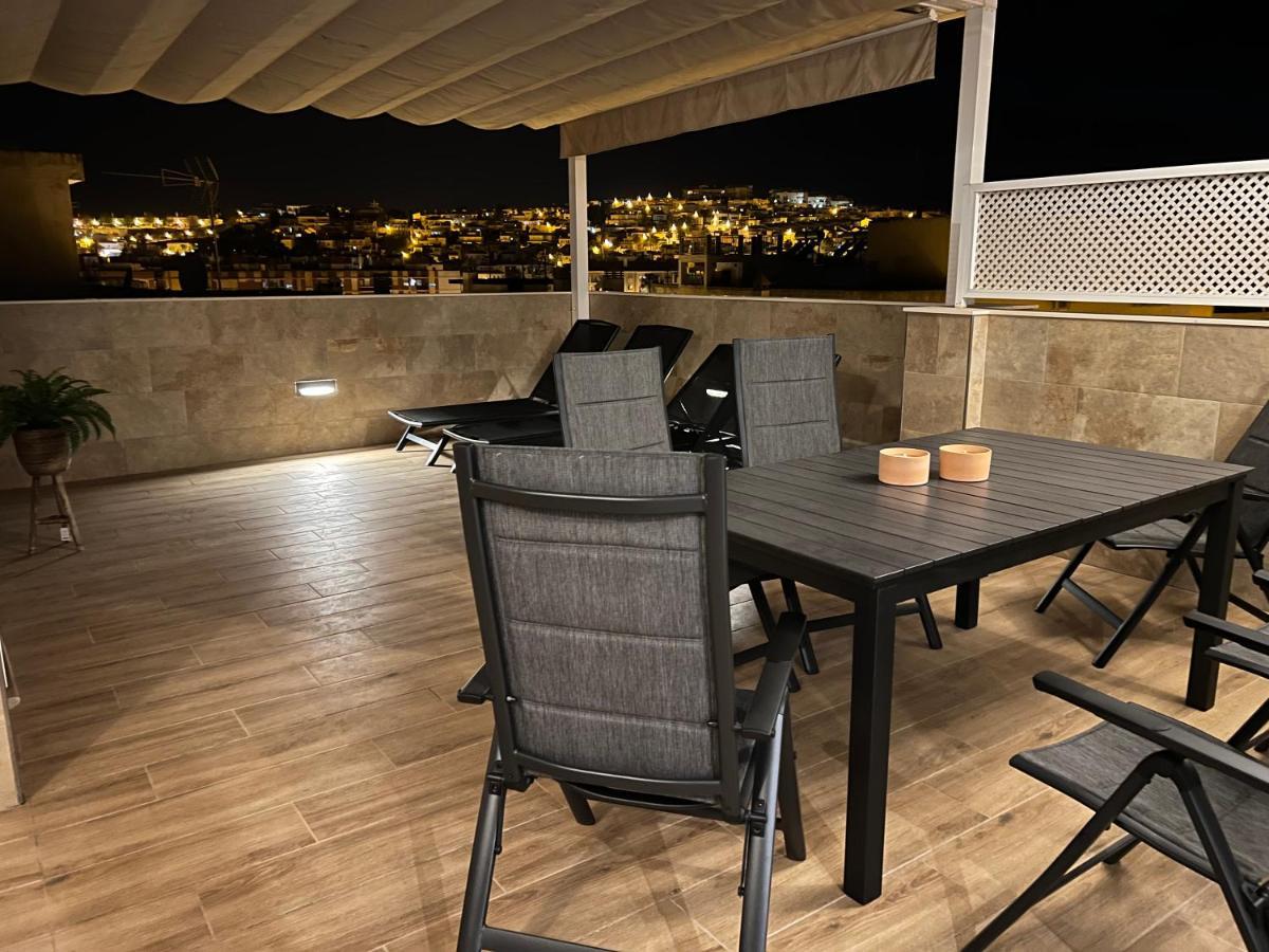 Luxury 190M2 Amplio Apartamento Moderno Con Terraza En La Azotea De 50M2 Junto A La Playa, En El Centro De Torre Del Mar, Malaga, Modern Large Apartment With 50M2 Roof Terrace By The Beach, Right In The Center Of Torre Del Mar, Malaga Εξωτερικό φωτογραφία
