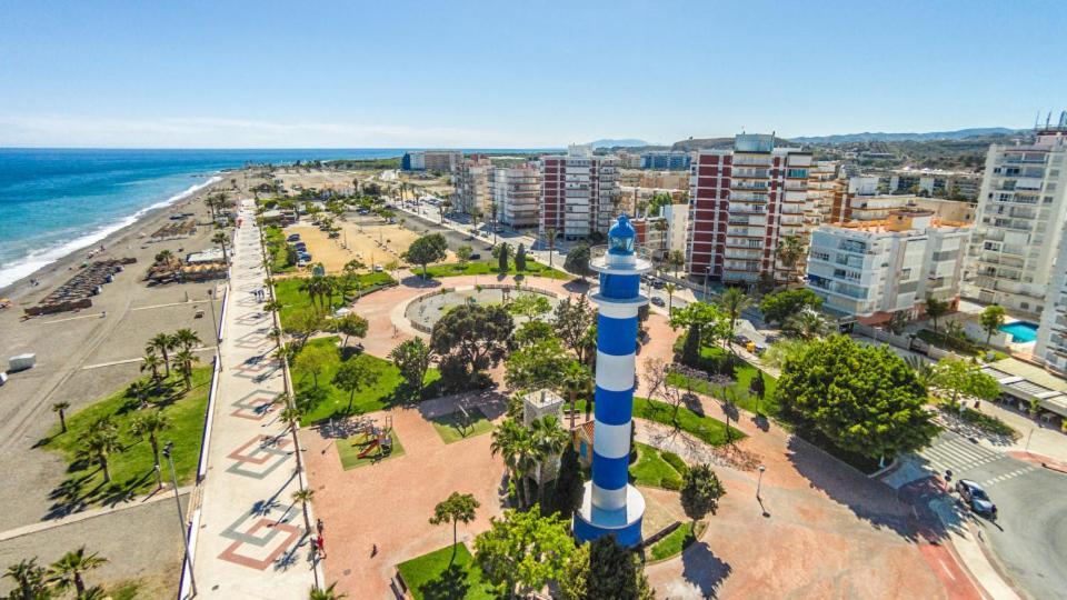 Luxury 190M2 Amplio Apartamento Moderno Con Terraza En La Azotea De 50M2 Junto A La Playa, En El Centro De Torre Del Mar, Malaga, Modern Large Apartment With 50M2 Roof Terrace By The Beach, Right In The Center Of Torre Del Mar, Malaga Εξωτερικό φωτογραφία