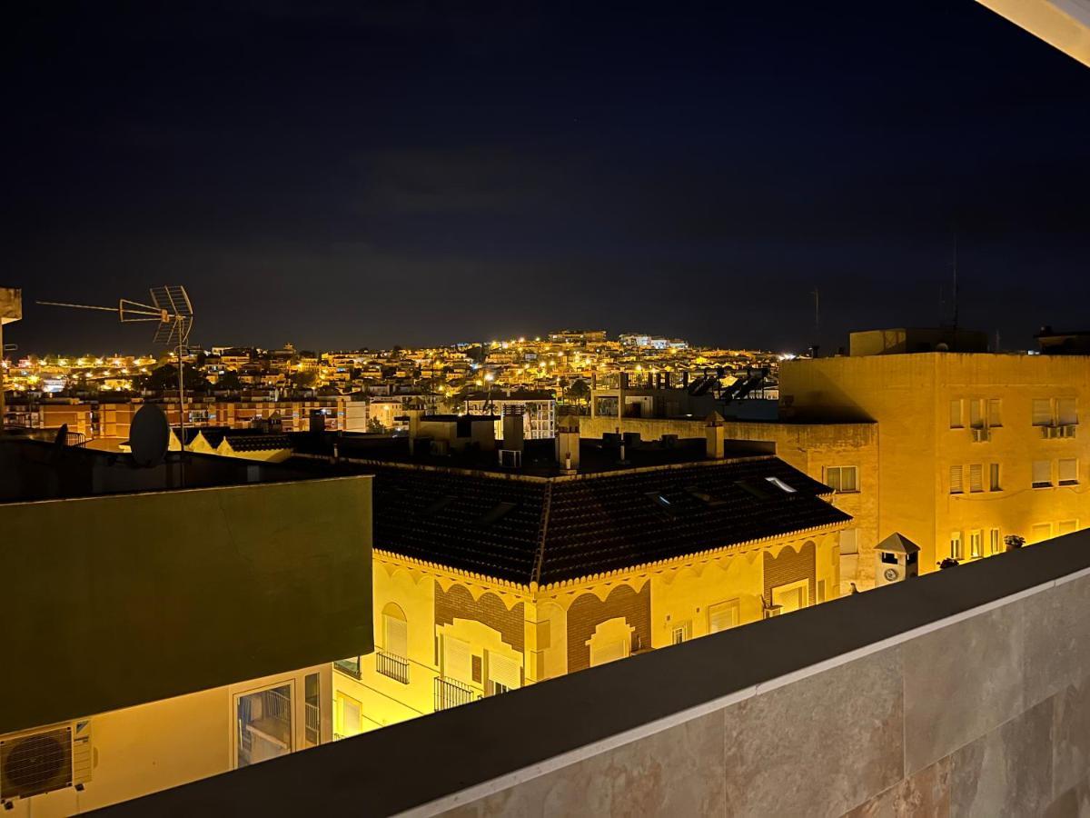 Luxury 190M2 Amplio Apartamento Moderno Con Terraza En La Azotea De 50M2 Junto A La Playa, En El Centro De Torre Del Mar, Malaga, Modern Large Apartment With 50M2 Roof Terrace By The Beach, Right In The Center Of Torre Del Mar, Malaga Εξωτερικό φωτογραφία